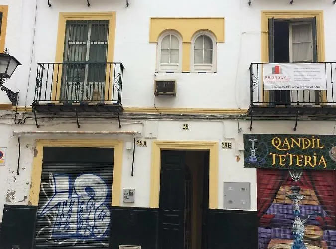 Peris Mencheta Apartment *